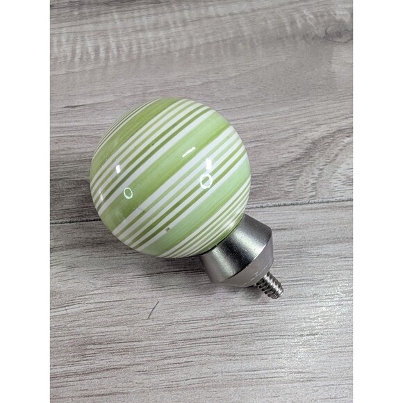 Lot of 8 Pottery Barn Green and White Swirl Curtain Finials + Drapery Tie Backs - Picture 3 of 14